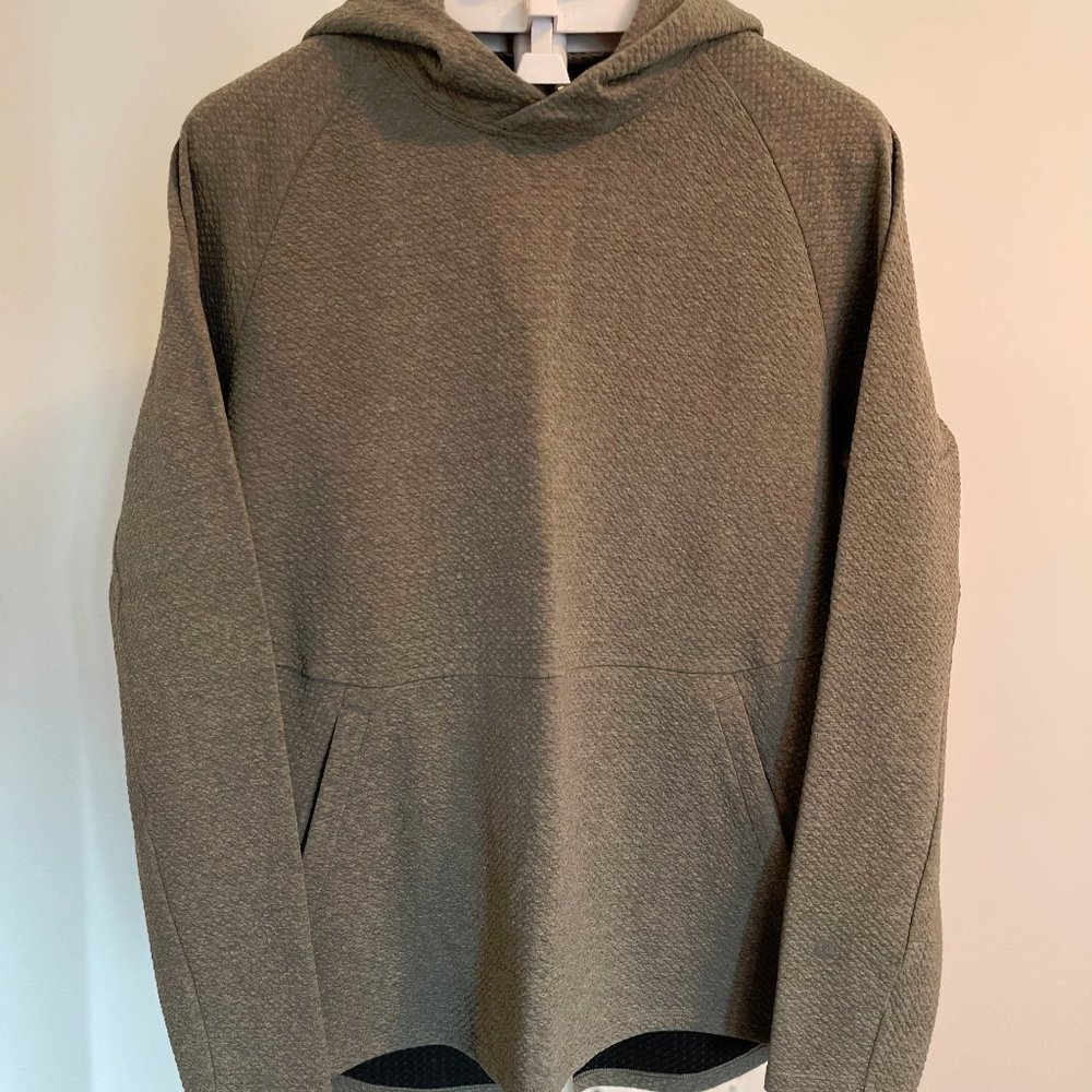 Lululemon - At Ease Hoodie